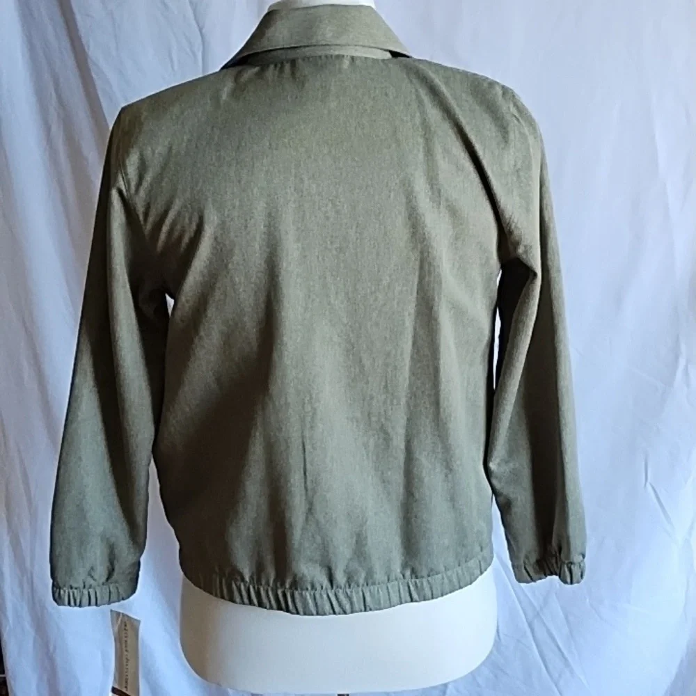 Alfred Dunner zip up jacket. Size 6 P - Picture 4 of 7
